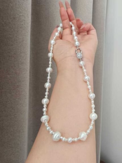 【Pre-sale】002 Moon Lock Pearl Necklace